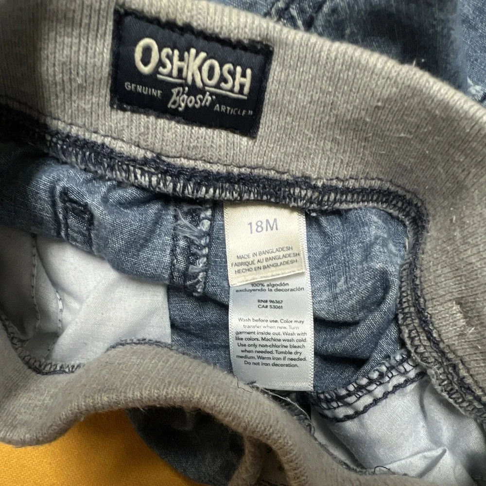 OshKosh B'gosh Boys 18M Blue Shark Print Cargo Shorts Pull-On Drawstring k32.2